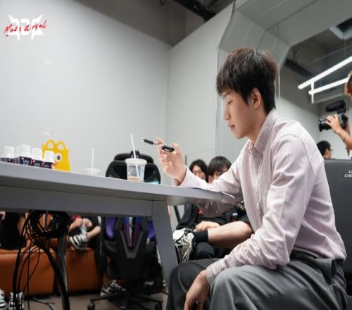 打涅槃首局劣势管泽元锐评JDG：不知道厂长在后台流汗了没