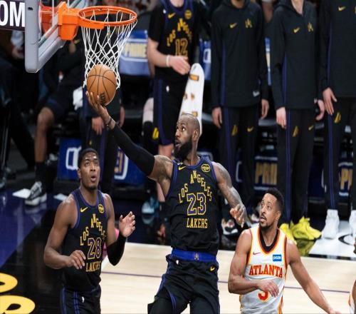 “冻龄”老詹再拿准三双，一举动回击质疑，艾顿定律再添一胜