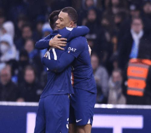 双喜梅西解锁五大联赛700球明天成世界足球先生