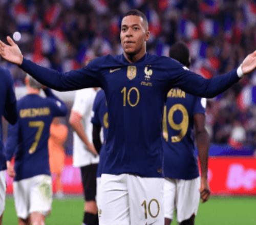 曝姆巴佩不满巴黎引援主帅跟他交流无中锋很遗憾