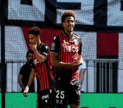 开场9秒就争议染红巴萨旧将创尴尬纪录无奈笑了