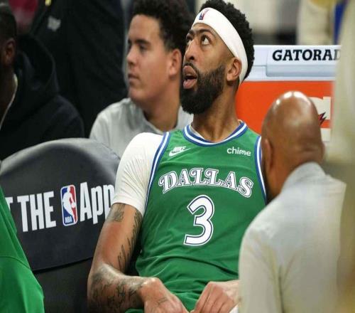 霸气，独行侠安东尼戴维斯在手术和交易传闻中回击“谎言”