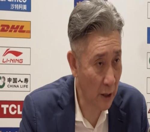 终结上海9连胜，郑永刚：球队现在非常团结，贺希宁堪称劳模