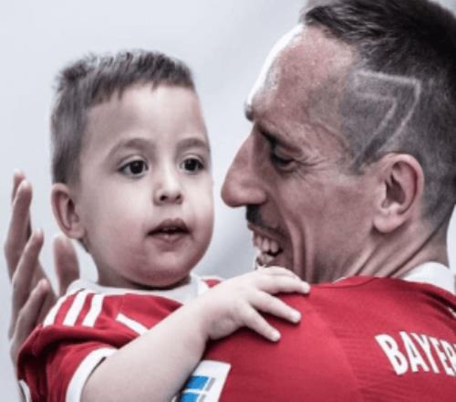 39岁里贝里宣布退役足球生涯落幕结束22载征战