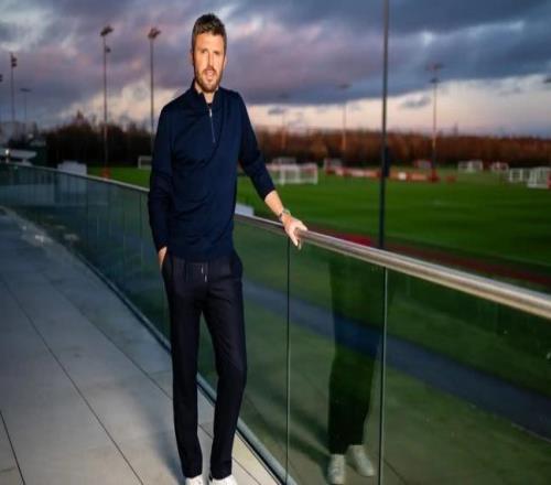 卡里克上任曼联主帅位！多项挑战等待破解，上来就遭遇魔鬼赛程