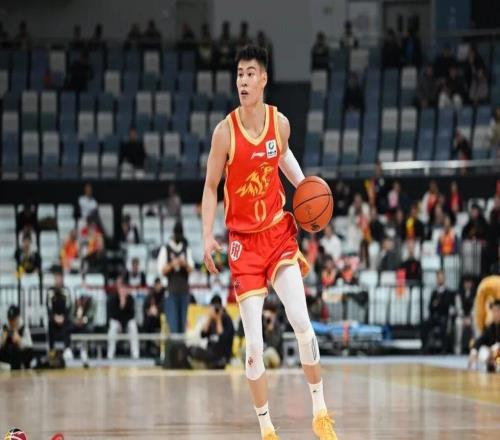 常规赛第12轮无惧青春风暴，全队沉着应对拿下胜利！