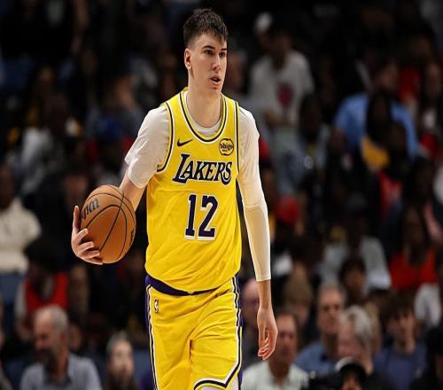 又一次打出了灾难表现，湖人锋线新援的状态为什么如此起伏不定