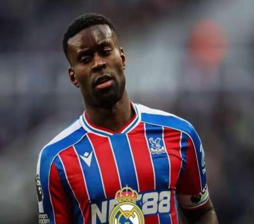 合同剩半年，标价3500镑，谁敢买今夏变自由身，谁的菜