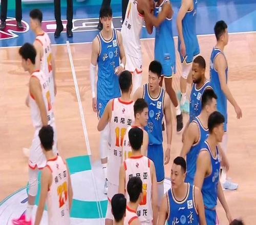 CBA连连爆冷！上海不敌深圳，辽宁山西完败，北京广厦险险过关！