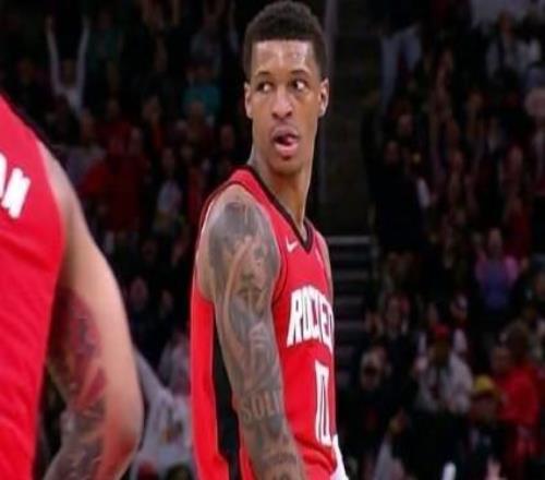 杜兰特谈小史密斯状态：投篮不进会沮丧，但你要自信坚持下去