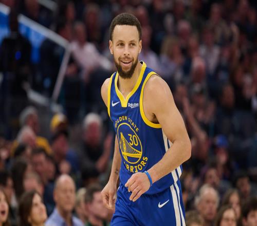 库里仅得7分，勇士仍22分大胜！2年682万底薪奇兵23分成头号功臣