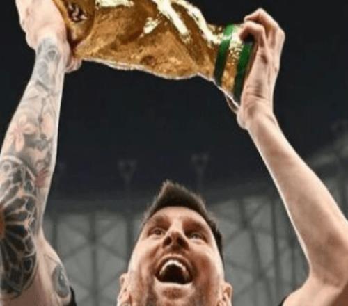 历史第1梅西捧杯图点赞数5596万全平台最高纪录