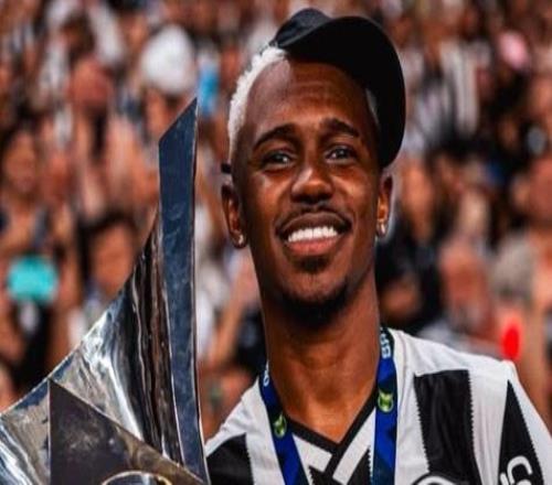 辽宁铁人官宣！热菲尼奥租借加盟，中超第一身价，最大隐患曝光