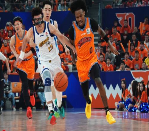 最佳防守球员正负值最低，球迷：终于知道郭士强为啥看不上他了