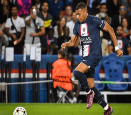 纪录片曝姆巴佩抱怨阿什拉夫传的什么球后者道歉