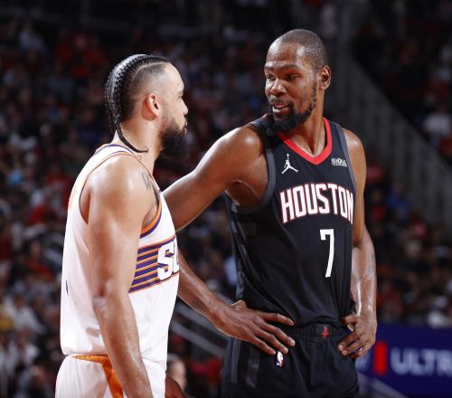 三分10中1+关键恶犯，狄龙搞砸20分大逆转！火箭8换1交易卖他有理