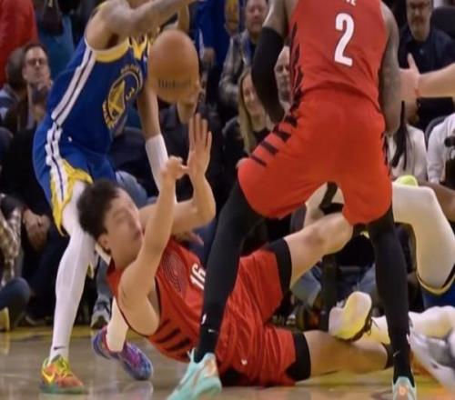 NBA战报杨瀚森3分2板，起劲拼抢撞到后脑勺！勇士11997轻取开拓者，巴特勒16分6板5助，库里7分4板11助