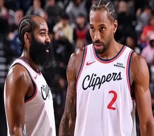 12战10胜！联盟第1！快船超级崛起，小卡迎来新里程碑