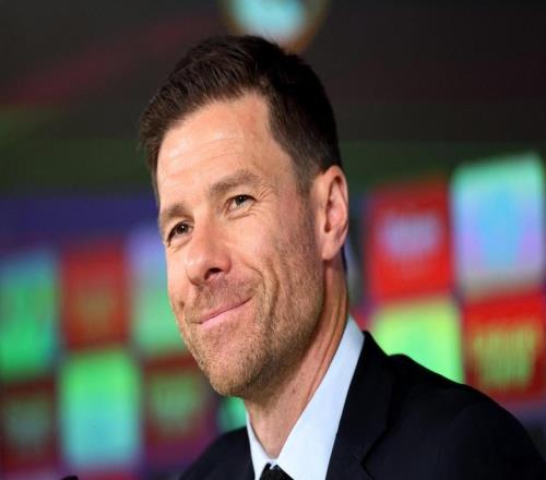 惹怒老佛爷！阿隆索下课真实原因曝光，更衣室不满，也得罪姆巴佩