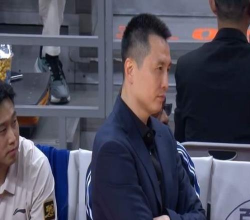 狂虐广东40分！豪门真猛，4人堪称完美，6人勉强及格，2人仍低迷