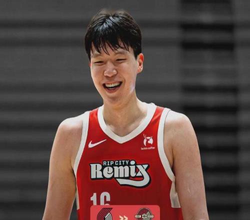 杨瀚森22分7板3助！得分全队最高！打破生涯纪录