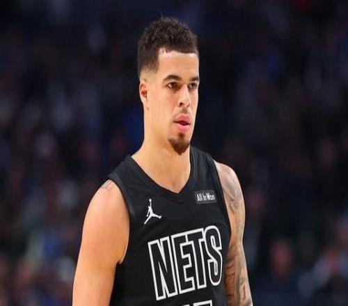 曝篮网希望在小波特交易中得到勇士26&28年的两个首轮签