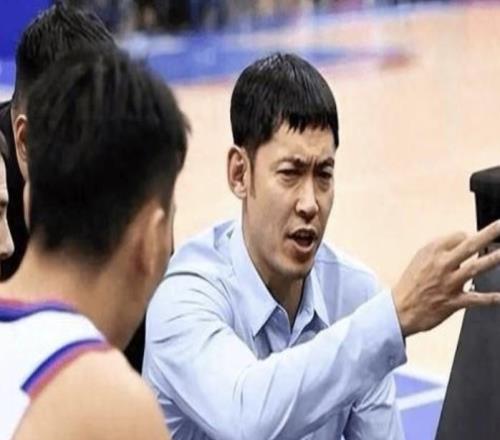 张庆鹏：大家要放下球星光环、摘下面具，关键时刻要有人能站出来