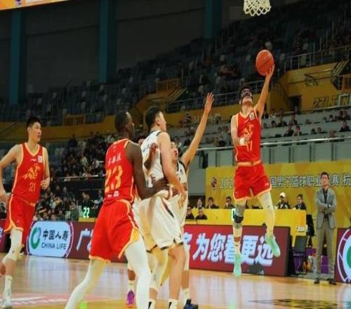 CBA布朗回归，浙江方兴渡豪取主场八连胜！