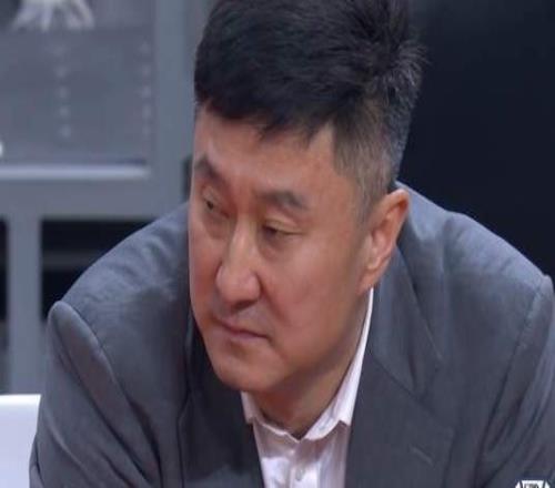 广东为何40分惨败赛后杜锋给出了答案，没想到又甩锅了，真无语