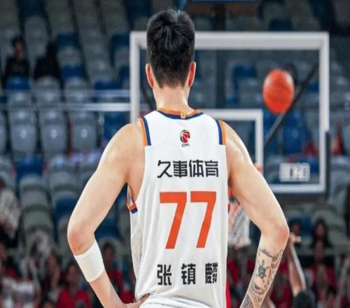 上海首节虐广东18分！张镇麟+双外齐爆，李弘权精准，广东太铁了