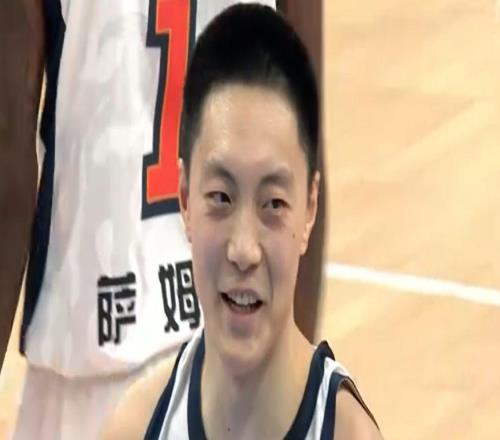 实话实说！胡明轩长时间低迷表现，并不完全是身体原因