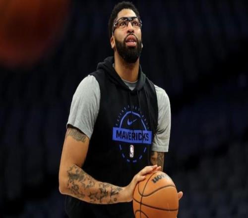 皮尔斯：最好的能力是上场打球，而浓眉加盟独行侠1年内伤3次