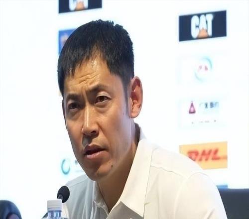 张庆鹏：球队出现很多的问题，都有华丽履历但篮球不是一个人运动