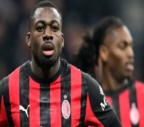 意天空：优素福福法纳拒绝加盟加拉塔萨雷