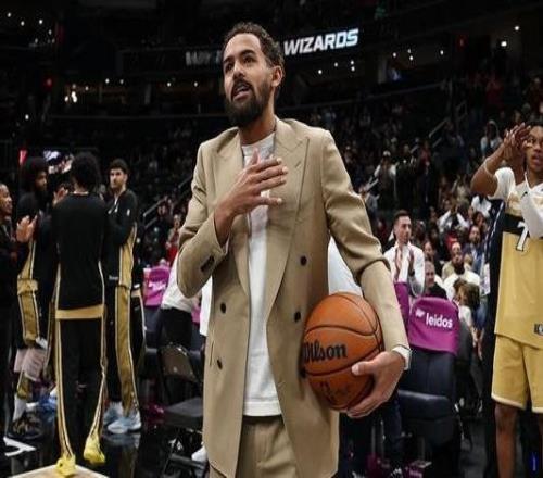 Shams：特雷杨的伤势仍在恢复中将在全明星后接受复查