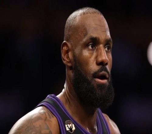 詹姆斯：我绝不会对篮球之神不敬，所以我投入了时间、精力和心血