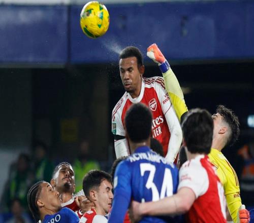 25亿欧超级大战！切尔西被灌3球，阿尔特塔神了：四线冲击冠军