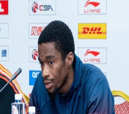 溃败上海发布会！杜锋直指攻守问题从自身找原因，萨姆纳强调太松