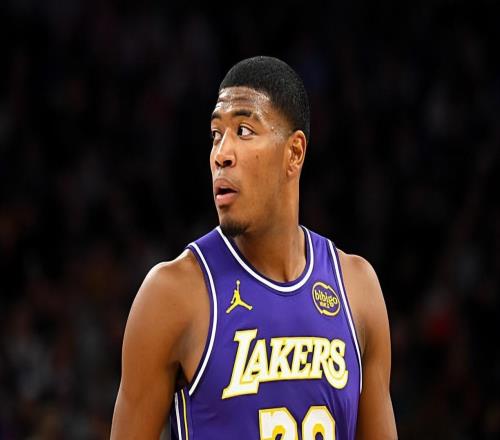 复出后的状态还算不错！锋线大将的回归能否帮助湖人实现反弹呢