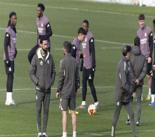 世体：国王杯输球仅12小时后皇马恢复训练，姆巴佩全程参与