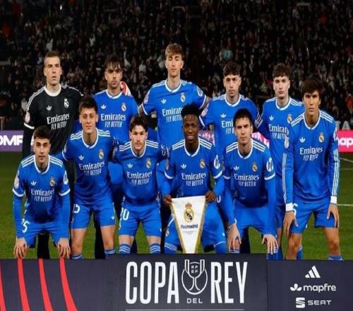 六台记者：国王杯出局后皇马更衣室没有球员发言，气氛像葬礼