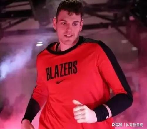 重磅！恭喜开拓者，升级顶级中锋！