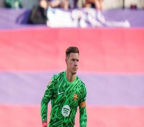 放弃抵抗，特狮同意外租赫罗纳