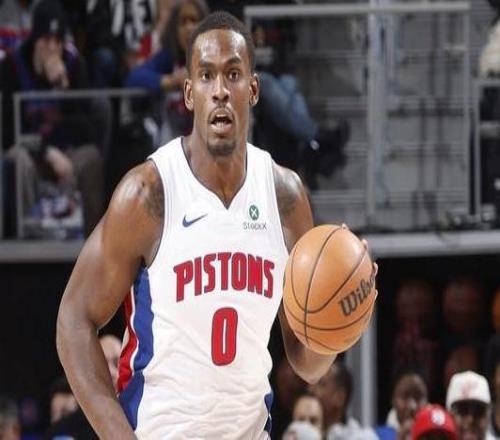 杜伦16+18阿伦33+5活塞主场逆转太阳