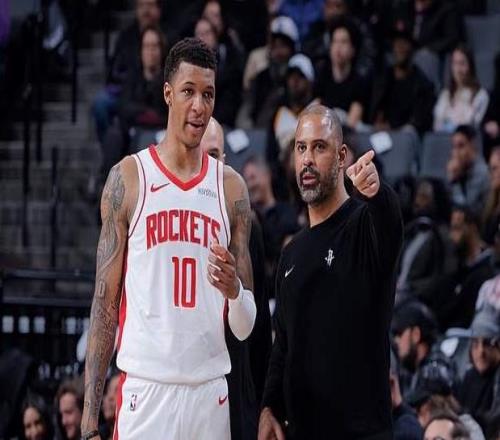 乌度卡乱用人，火箭队仅8人轮换，双锋线31中9，阿门没三分上限低