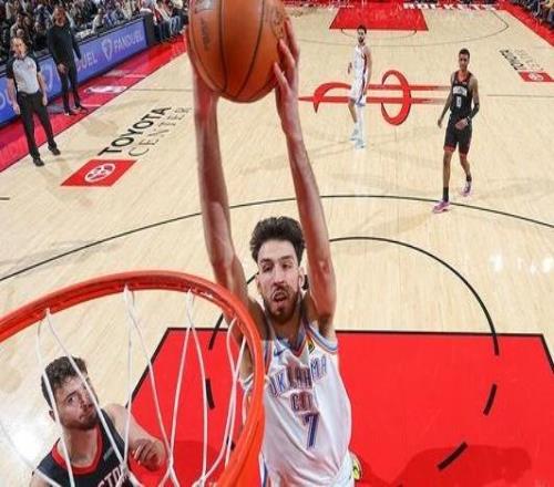 亚历山大盛赞切特：他毫无疑问是全明星球员