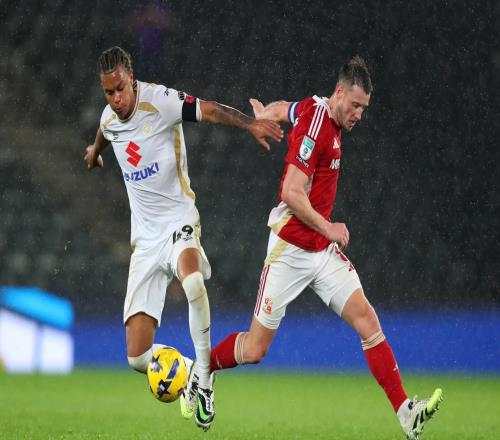 英媒：英乙斯文登派侵犯私处而遭禁赛的球员上场，或将面临取消资格处罚