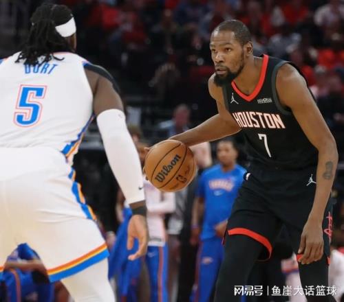 火箭暴露两大短板，杜兰特很无奈！申京错误明显，乌度卡毫无变通