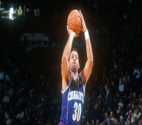 小人物也会被记住！这6人非明星球员却得到球队认可成功退役球衣