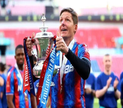 带队9场不胜！英超神奇主帅魔力不再恐无缘执教曼联